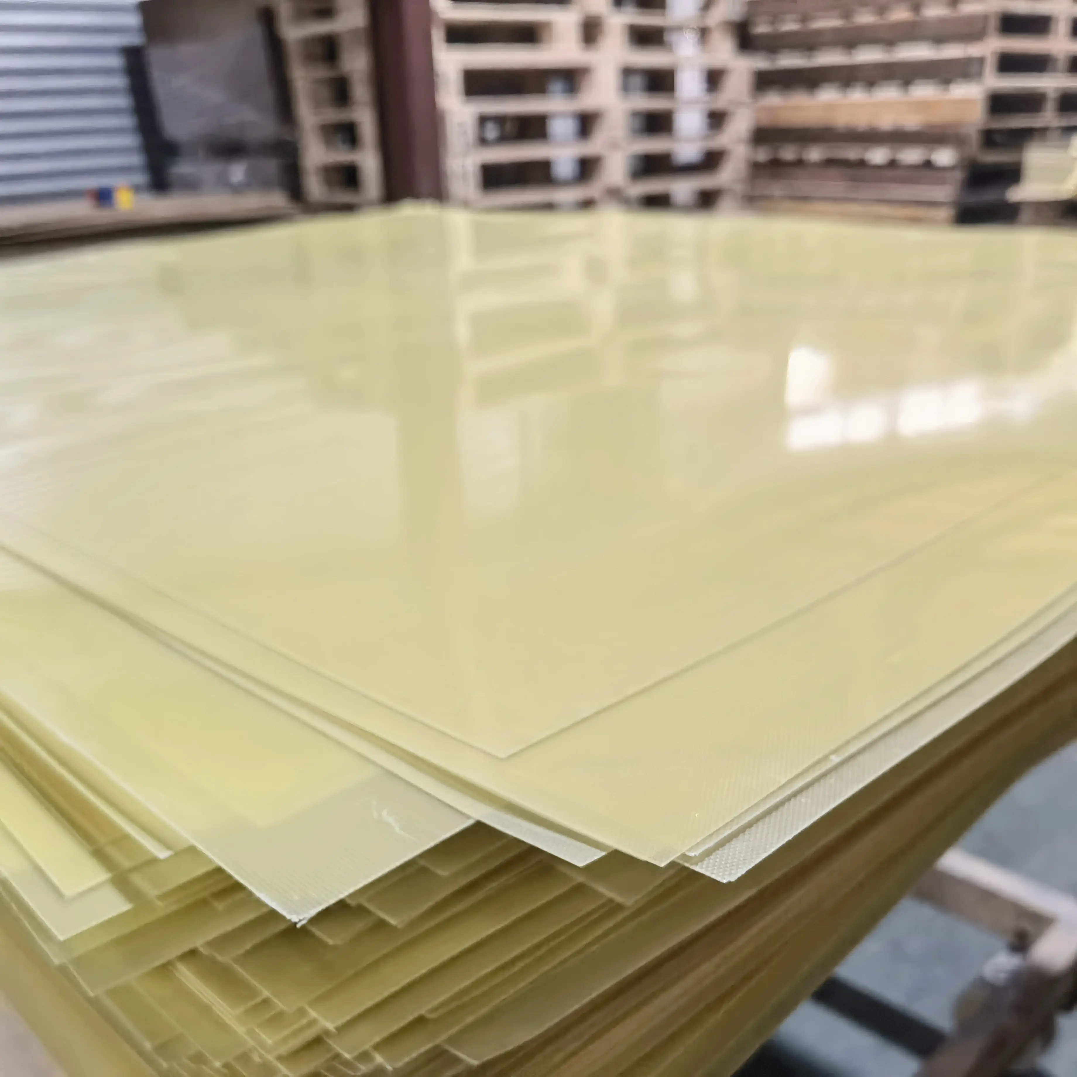 De Fabriek Specialiseert Zich In Het Produceren Van Fr4 Gele Epoxyharsraad 5.0Mm En Glasvezelraad 5.0Mm