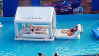 Plateforme flottante gonflable commerciale avec parasol et sièges pour yacht, lac, plage et complexe hôtelier