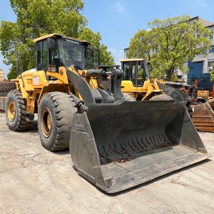 Cargadora de Ruedas Volvo L120G Usada, Original Sueca, de Segunda Mano, Cargadora Frontal, Equipo Pesado para Movimiento de Tierras y Minería - Product Image 1