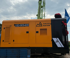 Compressore d'Aria ad Alta Pressione Kaiyan 412KW con Motore <span class=keywords><strong>Diesel</strong></span>, Nuovo ed Altamente Efficiente <span class=keywords><strong>per</strong></span> Perforazione - Product Image 2