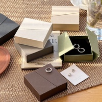Boîte d'emballage pour bijoux personnalisée, collier, bague, boucles d'oreilles, bracelet, cadeau, étui magnétique de luxe, boîte de rangement pour bijoux, organisateur, boîte à bijoux