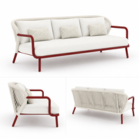Ensemble de canapés d'extérieur modernes avec chaise longue, canapé 3 places et table basse, meubles de jardin pour villa, hôtel, complexe hôtelier