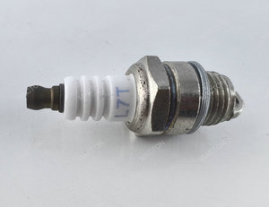 เครื่องตัดแปรง2จังหวะแบบหัวเทียนชิ้นส่วนเครื่องยนต์เบนซิน43cc 40cc 33cc 26cc 62cc 52cc - Product Image 2