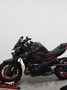 Motocicleta Deportiva <span class=keywords><strong>Kawasaki</strong></span> Z900-950cc de 4 Tiempos, Motor en Línea, Arranque Eléctrico/a Pedal, Estilo Naked, Usada - Product Image 3