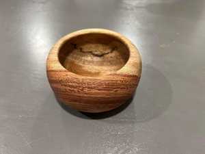 Natural Wooden Bowl Handcrafted Decorative Premium Quality Sustainable Organic Bowl Ideal For Everyday Dining <b>Kitchen</b> And Table - Product Image 4