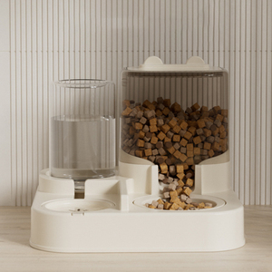 موزع طعام وماء أوتوماتيكي للحيوانات الأليفة 2 في 1 يعمل بالجاذبية للكلاب والقطط - Product Image 3