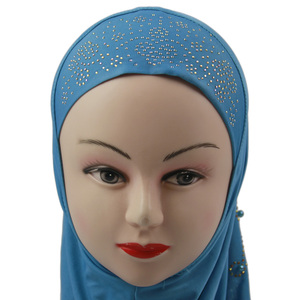 Top venduto all'ingrosso Shimmer Hijab <span class=keywords><strong>musulmano</strong></span> perla Hijab personalizzato Hijab - Product Image 4