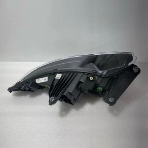 Fari Anteriori Originali per Ferrari Roma - Installazione e Rimozione Perfette, Nuovi LED, Illuminazione Bianca Calda per Anabbaglianti - Product Image 5