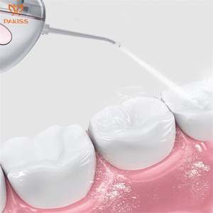 Suministro de fábrica Cuidado bucal Esterilización Limpiador de dientes Flosser de agua portátil Limpieza de dientes y blanqueamiento Dientes plegables portátiles - Product Image 5