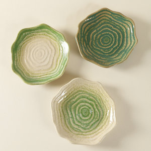 Platos de Postre Irregulares de Cerámica, Diseño Wabi Sabi Hecho a Mano, Patrón Degradado Verde, para Fiestas - Product Image 1