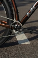 Vélo de course tout-terrain SRAM EAGLE 12 vitesses, freins à disque hydrauliques Shimano MT200, pneus MAXXIS IKON, roues en aluminium ultra-légères 11.8
