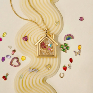 Collar con Colgante en Forma de Casa de Cobre Natural Chapado en Oro de 24k, Piedra de Nacimiento de Diciembre, Diseño de Letra y Flor en Caja Abrible y Cerrable, Unisex - Product Image 5