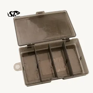 Superiorfishing Caixa de plástico transparente para equipamento de pesca, recipiente com 4 grades para isca de pesca, caixa de equipamento de pesca C4C