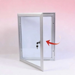Vitrine verrouillable à taille réglable pour installation murale, idéale pour les restaurants, les bureaux et les bâtiments gouvernementaux - Product Image 4