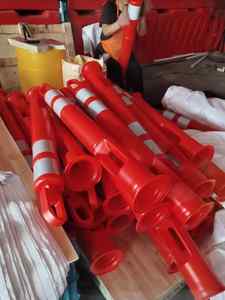 Fabricante de China produjo seguridad plástico PE carretera reflectante advertencia delineador poste Flexible poste - Product Image 4