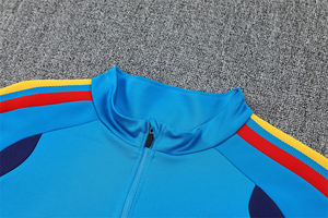 Futbol Antrenman Forması Seti Uzun Kollu Nefes Alabilen Hızlı Kuruyan Anti-Bakteriyel %100 Polyester Futbol Antrenman Üstü ve Pantolonu - Product Image 4