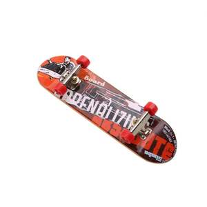 Mini-skateboards personnalisés OEM en gros, fingerboards imprimés couleur, jouet classique avec trucks en alliage - Product Image 3