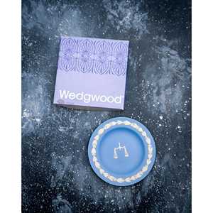 Soucoupe en céramique bleu clair Gabriella P. Wedgwood de haute qualité, élégante, ovale, personnalisable, vaisselle de luxe pour hôtels - Product Image 3