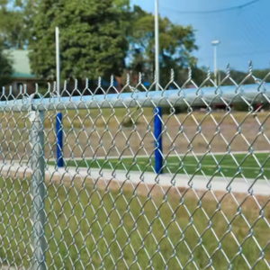 चेन जाल बाड़ लगाने के लिए उच्च गुणवत्ता वाले 7 फीट चेन लिंक बाड़ के लिए चेन लिंक बाड़ श्रृंखला लिंक बाड़ के लिए बाड़ - Product Image 1