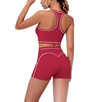 Nouvel ensemble de yoga respirant et coloré en tissu brossé, composé d'un débardeur et d'un short, idéal pour la course et le fitness, ensemble deux pièces ajusté.