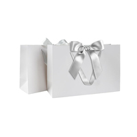 Sacs cadeaux en papier blanc recyclé écologiques de luxe avec logo personnalisé, ruban pour mariage, artisanat, cosmétiques, bougies, emballage de vêtements