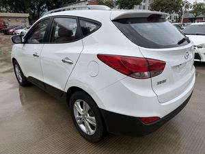 SUV Usada en Buen Estado, Hyundai Ix35 2012, 2.0L Gasolina, 5 Asientos, Volante a la Izquierda, Vehículo de <span class=keywords><strong>Segunda</strong></span> <span class=keywords><strong>Mano</strong></span> Barato - Product Image 3