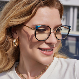 Gafas de ordenador azules con orejas de gato <span class=keywords><strong>para</strong></span> mujer, monturas de gafas ópticas de alta calidad con bisagra de resorte, 2024 - Product Image 1