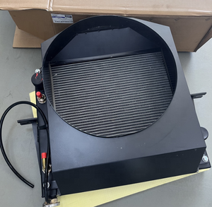 Doosan <span class=keywords><strong>Bobcat</strong></span> Forklift listrik, bagian listrik baru 440211-01330 Radiator Assy untuk bagian Forklift - Product Image 1