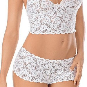 Ensemble de lingerie sexy en dentelle pour femmes Soutien-gorge push-up transparent à bretelles avec broderie, string et pantalon bikini - Product Image 5