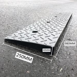 Rampa para Sillas de Ruedas y Pequeños Transportes, 980*250*40mm, Fabricada en China, para Umbral de Puerta y Bordes de Carretera - Product Image 3