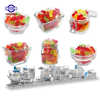 Sucette dure entièrement automatique chocolat gommeux déposant versant producteur faisant la Machine petite capacité vitamine gommeux ours Machine