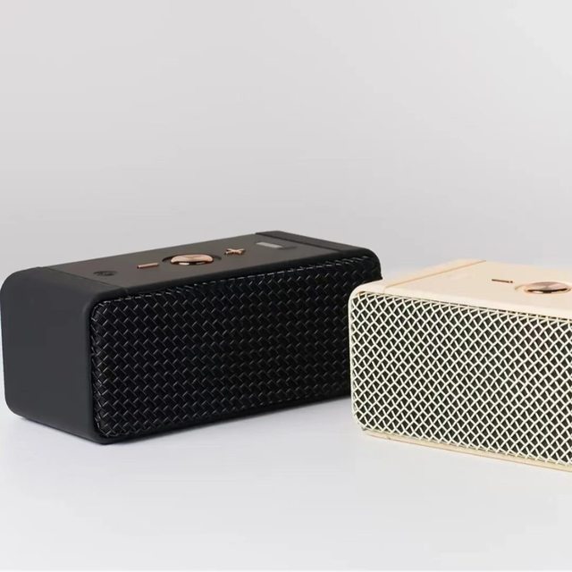 Factory Direct Sale M8 Wireless Bluetooth Speaker High Power Subwoofer Three-dimensional Sound Portable Outdoor Speaker