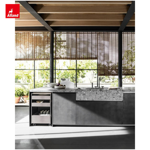 Étagères à vin flottantes en verre avec éclairage LED, en placage de noyer unique, fabrication sur mesure par Alland Manufacturer, style moderne, étagères squelette - Product Image 4