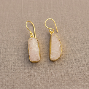 SOUMYA CREATIONS BGE-4 Boucles d'oreilles pour femme en laiton plaqué or vintage, style bohème, avec quartz en forme de goutte d'eau et serti clos - Product Image 2