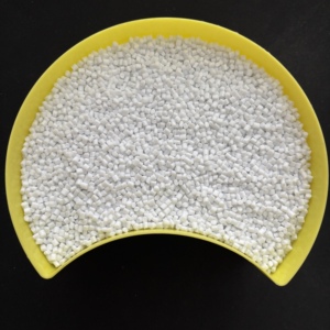 La Chine d'approvisionnement puce de polyester de qualité PET bouteille puces granules vierges résine Jade Pet Iv0.80 prix - Product Image 1