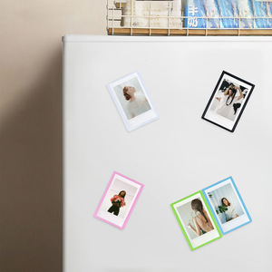 5PC <span class=keywords><strong>Cadre</strong></span> <span class=keywords><strong>Photo</strong></span> Aimant Conception <span class=keywords><strong>Polaroid</strong></span> <span class=keywords><strong>Cadre</strong></span> <span class=keywords><strong>Photo</strong></span> <span class=keywords><strong>Mini</strong></span> Acrylique Magnétique Cadres <span class=keywords><strong>Photo</strong></span> Transparent Acrylique Carte Présentoir - Product Image 5