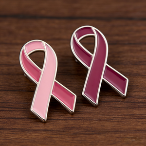 Fabricant OEM de badges métalliques personnalisés pour la sensibilisation au <span class=keywords><strong>cancer</strong></span>, ruban rose vif pour infirmières, épingles en émail, impression UV, nickel noir, tendance - Product Image 1