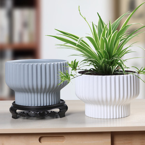 Pot de fleurs en céramique blanc de style nordique simple, pot de fleurs créatif personnalisé pour la maison, balcon, avec plateau - Product Image 2