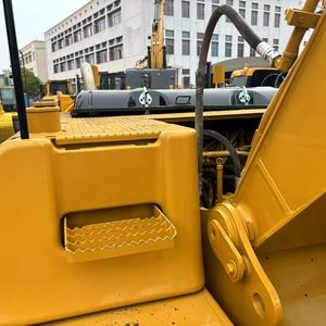 รถขุดตีนตะขาบ Caterpillar 320GC มือสอง ชั่วโมงการทำงานต่ำ สีเดิม สภาพสะอาด แรงขุดทรงพลัง ดูแลรักษาอย่างดี - Product Image 2