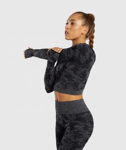 Yoga <span class=keywords><strong>Gym</strong></span> Wear Camo Seamless Leggings <span class=keywords><strong>Top</strong></span> de <span class=keywords><strong>manga</strong></span> <span class=keywords><strong>larga</strong></span> con agujero Back Set para mujeres - Product Image 6
