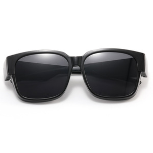 Sunglasses Unisex <b>Black</b> <b>Frame</b> PC Lens UV400 Protection Quadrilateral Style For Driving Travel Fashion - Product Image 3