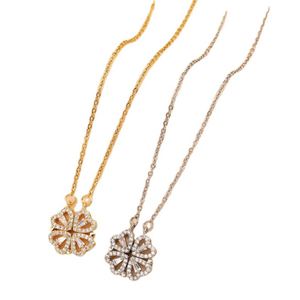 Collar con Colgante de Cuatro Corazones 2022, Chapado en Oro, Acero Inoxidable con Diamantes, Trébol de Cuatro Hojas, Corazón, Moda para Mujer - Product Image 1