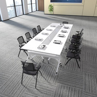 Table de conférence pliante en mélamine avec chaises, design modulable à double siège et pieds métalliques, idéale pour la formation et le bureau