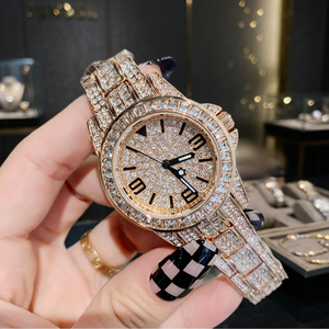 Reloj de Cuarzo Ronda de Lujo para Mujer DINIMI de Alta Calidad, Esfera con Agujas, Caja de Cobre de 32 mm, Correa de Aleación de 9 mm de Grosor, Resistente al Agua 3BAR - Product Image 3