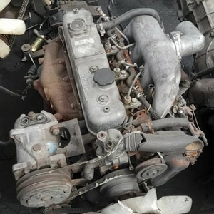 Motor Original de 4 Tiempos y 4 Cilindros 4HF1 4HE1 4HK1 4HG1 4JB1 4JA1 para Aplicación en Isuzu - Product Image 3