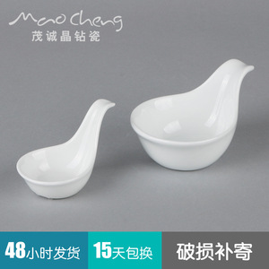 Platos de cerámica para platos fríos con asas, vajilla de porcelana blanca para uso en hoteles, comida y fiestas. - Product Image 3