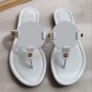 Nouvelles sandales de créateur 2026 pour femme, en cuir, style décontracté, pour intérieur, salle de bain, plage, mode estivale, avec clip-on - Product Image 3