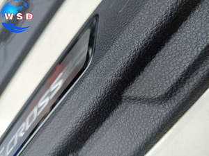 Protector de Umbral de Puerta con Logotipo LED, de Acero Inoxidable ABS Negro, para YARIS CORSS 2023 Tipo Tailandia, Accesorios Interiores - Product Image 3