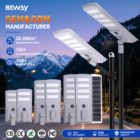Lampadaire solaire à éclairage continu en aluminium 100W 150W 200W avec contrôle de l'heure et de la lumière, gris clair, pour projets