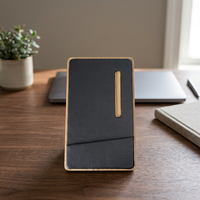 Porte-documents A4 en bois de bouleau texturé beige avec logo gravé, fente pour stylo, certifié ISO9001:2015